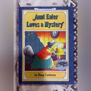 Vintage Aunt Eater Loves a Mystery Book